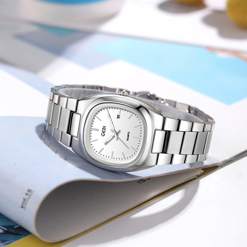 UTHAI CQ361 Fashionable Women  - Luxury Watch For Women recension och pris