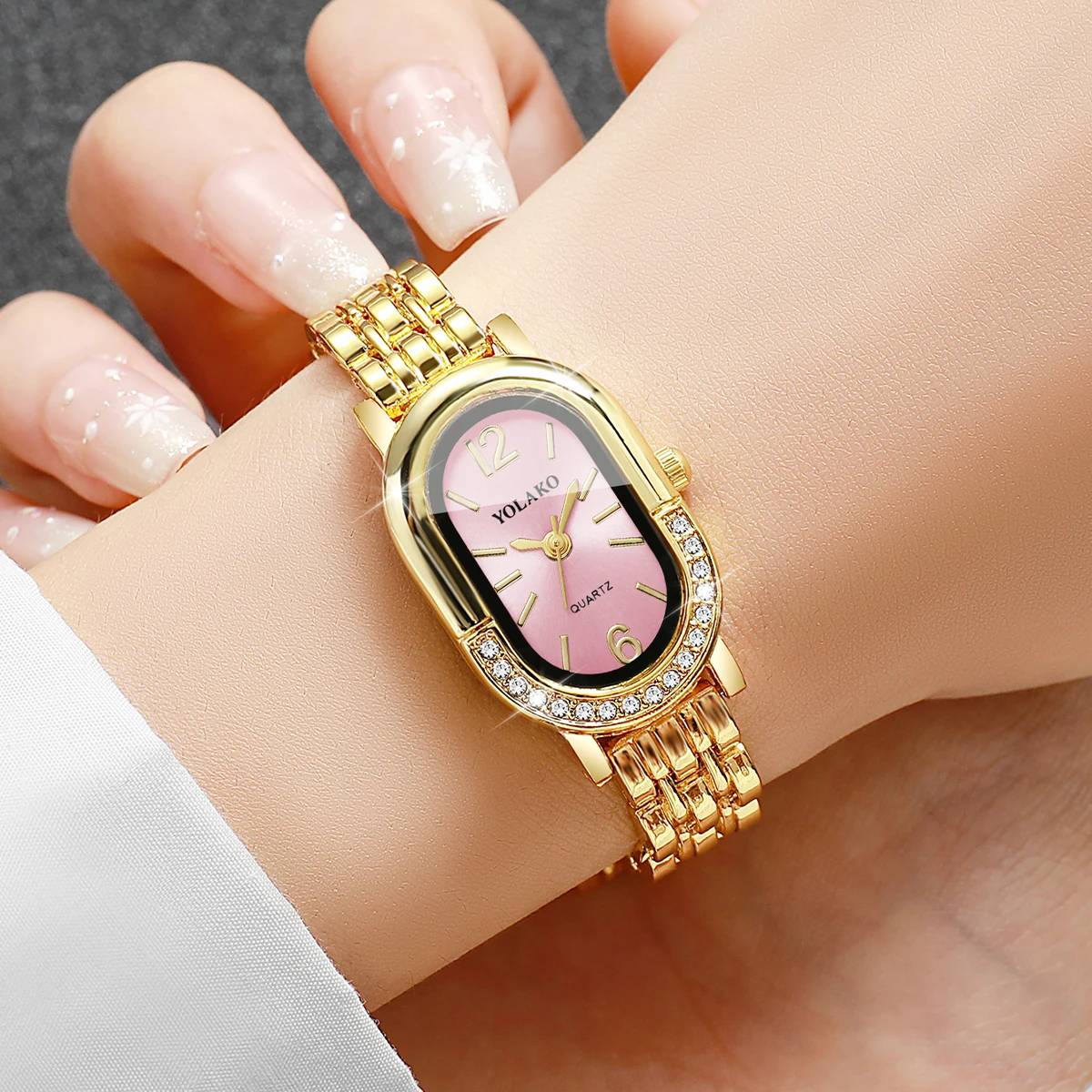 Luxury Rhinestone Women Quartz - Luxury Watch Holder recension och pris