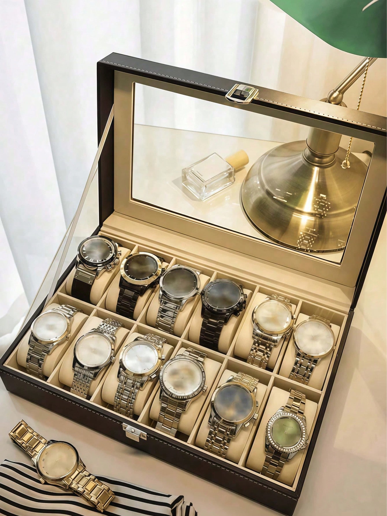 Leather Watch Box with Lock, L - Luxury Watch Holder recension och pris