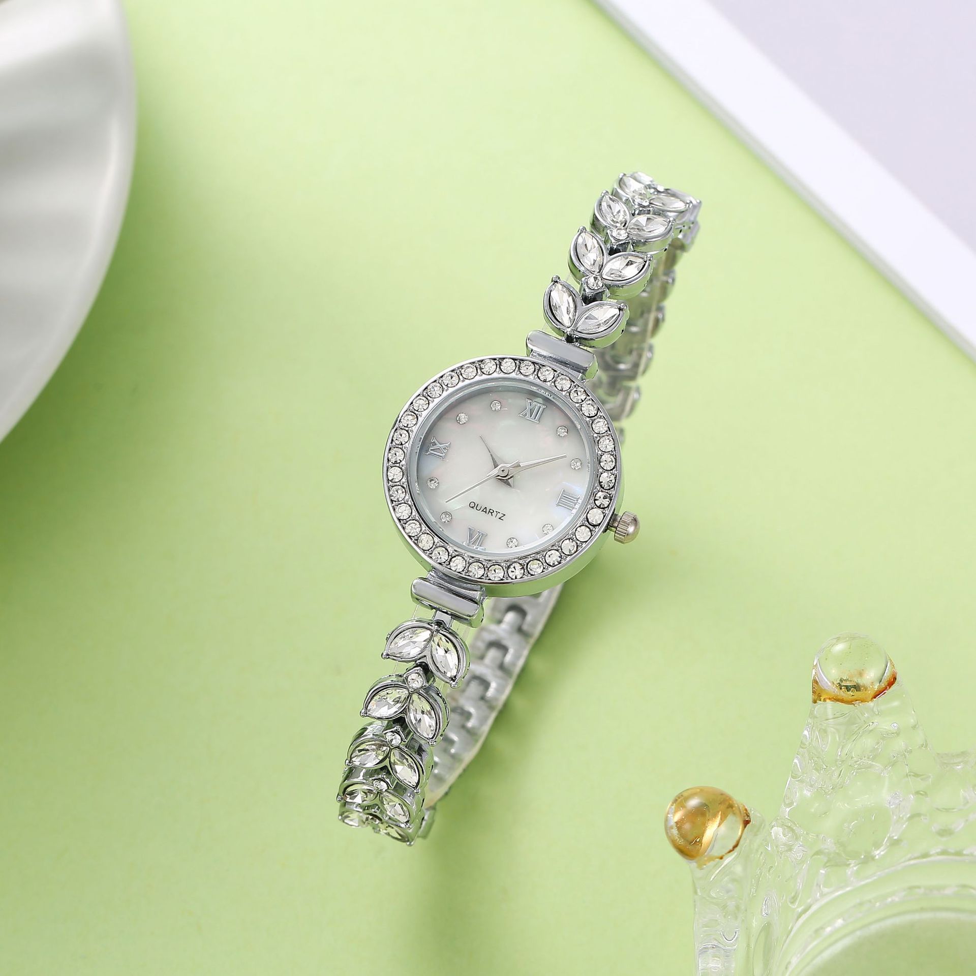 UTHAI W75 Mermaid Women's Watc - Luxury Watch Group recension och pris