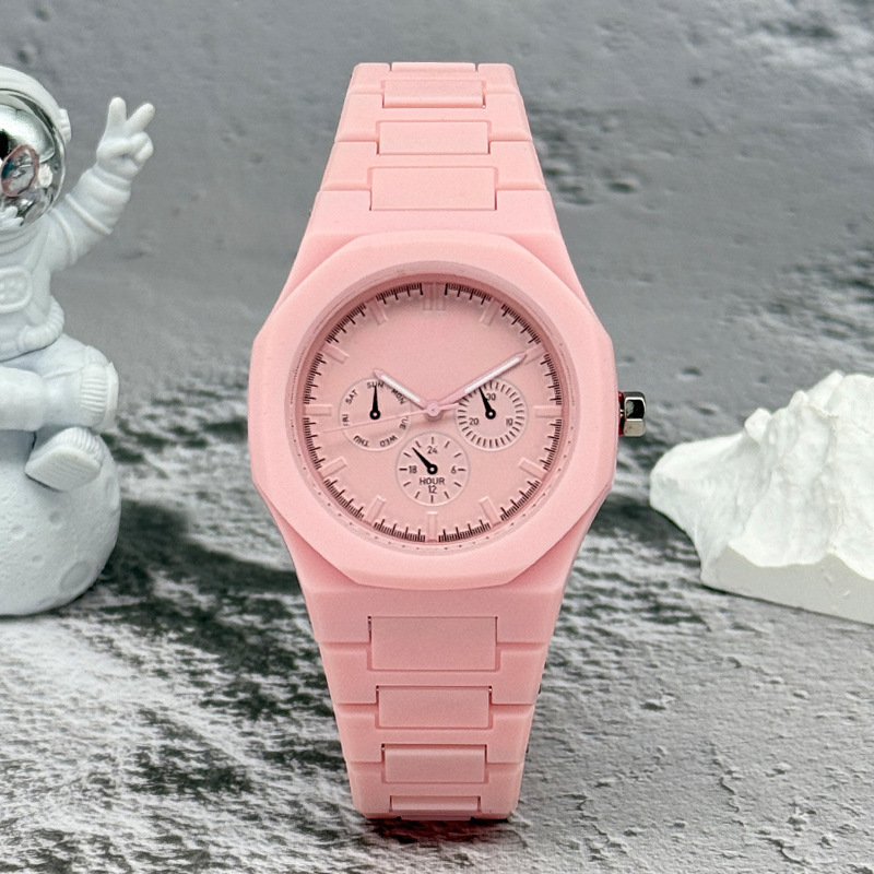 Famous Brand Fake Three-Eyed D - Luxury Watch Collection recension och pris